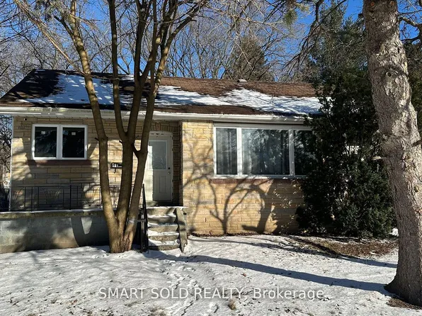 41 Maybourne Ave, Toronto, ON M1L 2V7