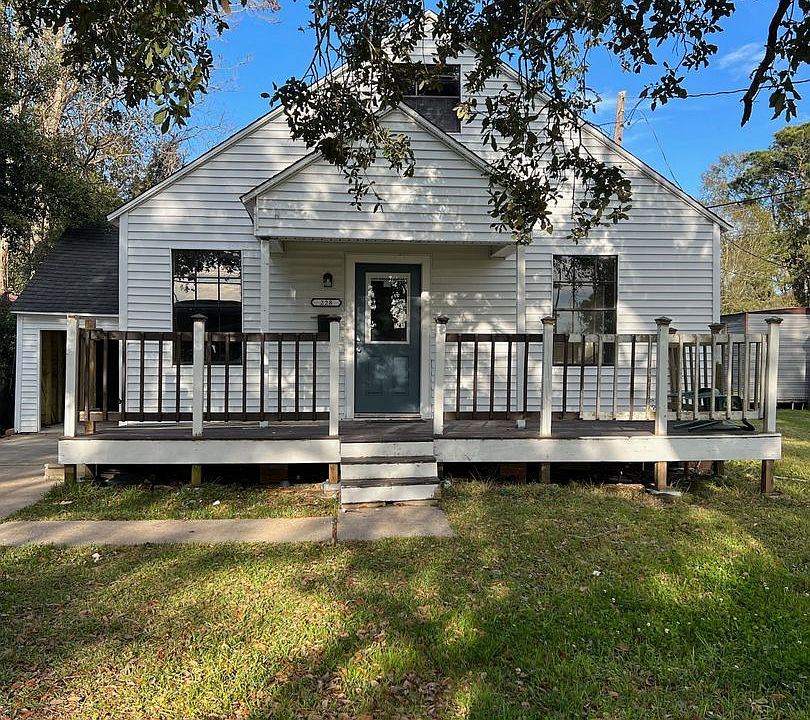 1st image of 228 Hill Terrace Dr