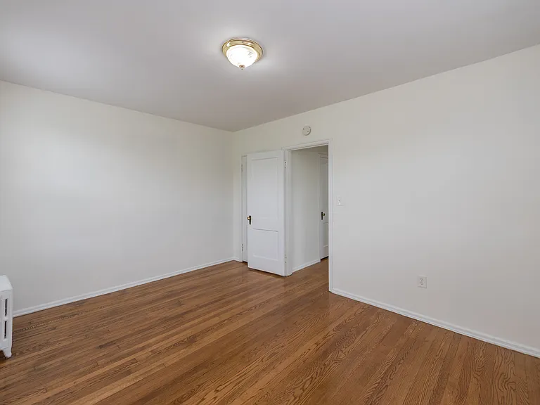 7607 Eastern Ave #202 — Photo 15