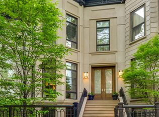1358 N Dearborn St #1, Chicago, IL 60610