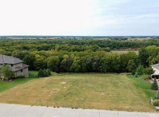 23626 Hampton Rd, Elkhorn, NE 68022