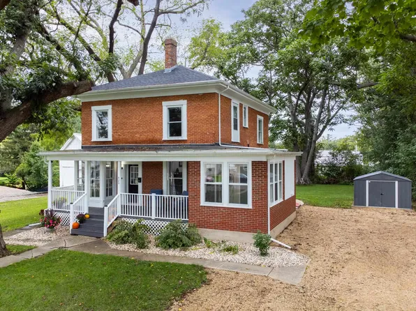 420 Market St, Platteville, WI 53818