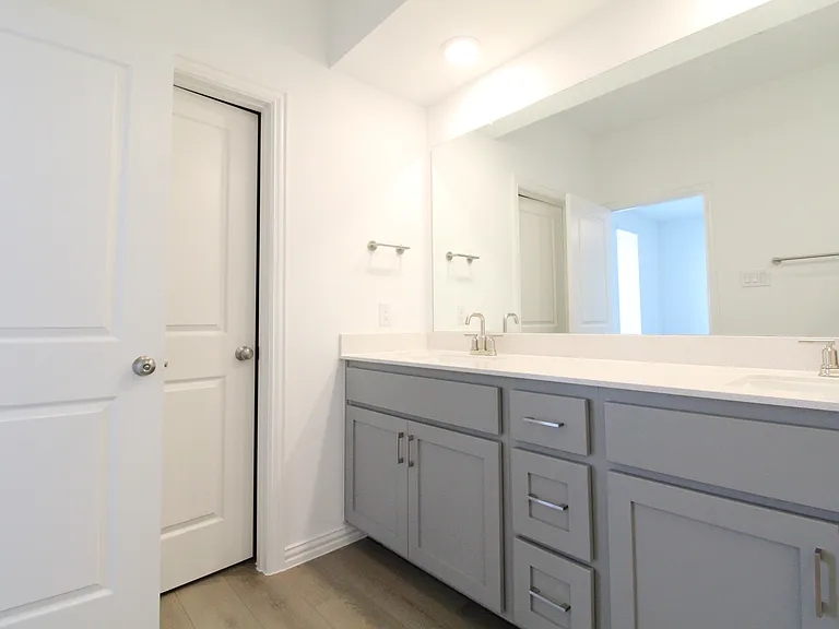 1221 Doris May Dr — Photo 10