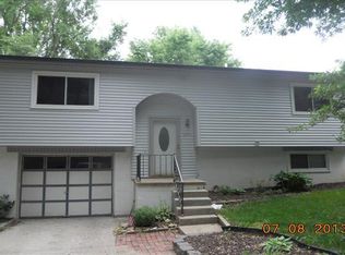1207 James St, Plattsmouth, NE 68048