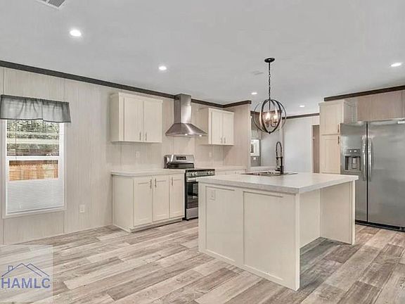 3rd image of 10 Fire Tower Rd SE