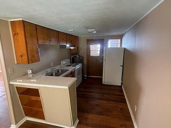 4th image of 1021 Griffin St