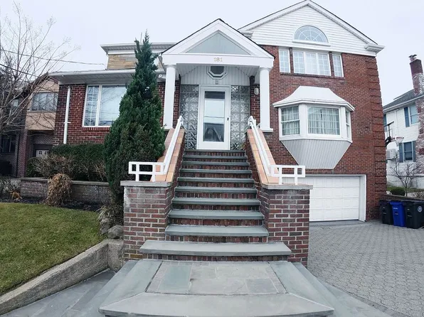 181 135th Bch Unit 1, Rockaway Park, NY 11694