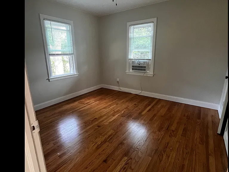 1607 Macarthur Dr — Photo 8