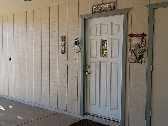 3rd image of 7905 S Quail Dr