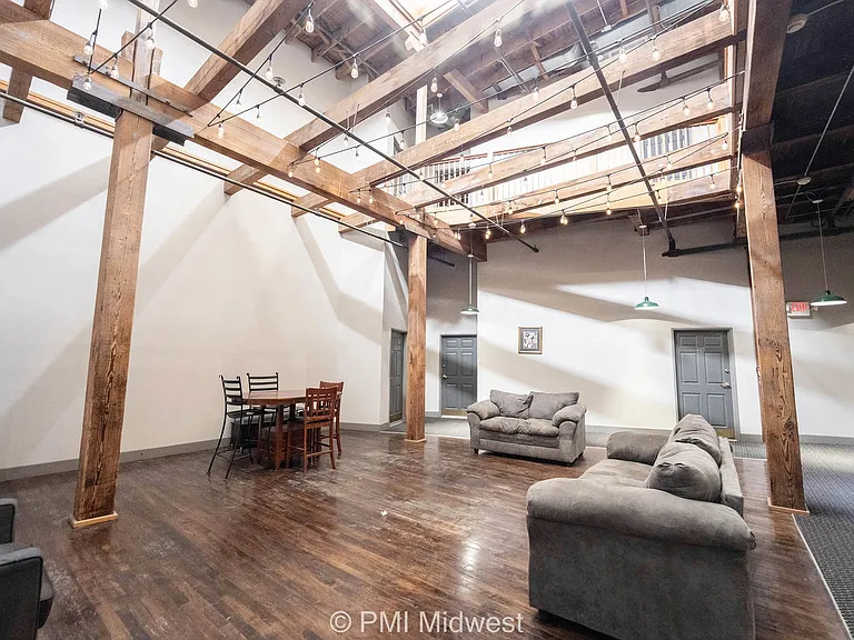 Lofts on Madison — Photo 11