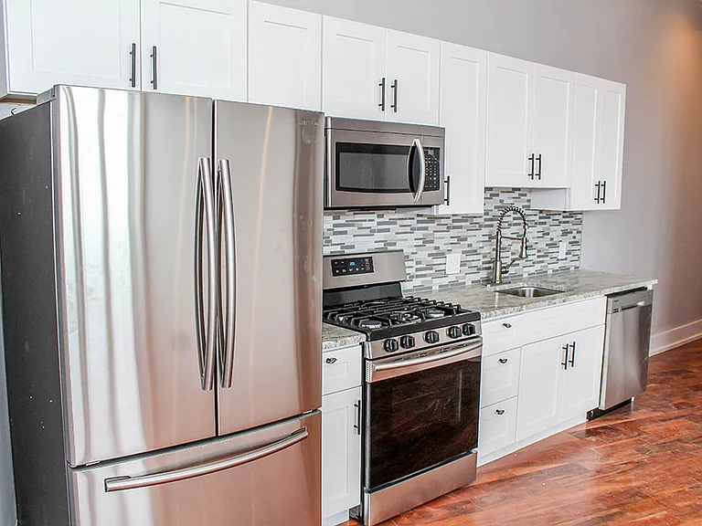 1027 E Montgomery Ave #O9 — Photo 2
