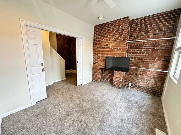5th image of 2104 Carey Way #2