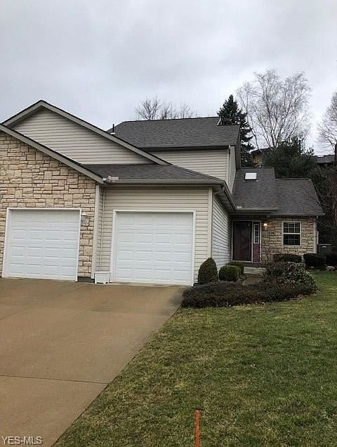 1st image of 114 Falling Water Cir