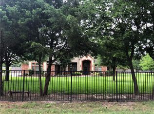 1631 Stainback Rd, Red Oak, TX 75154