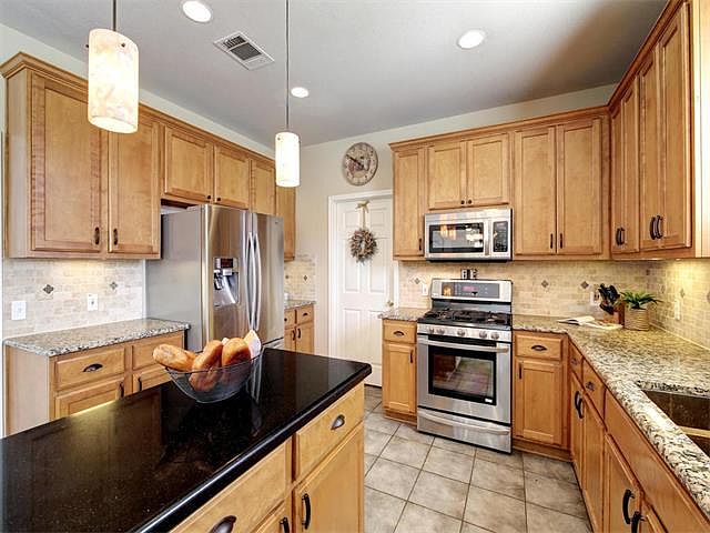 1st image of 1010 Burgess Dr