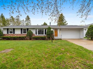 1281 Alice Dr, Green Bay, WI 54304