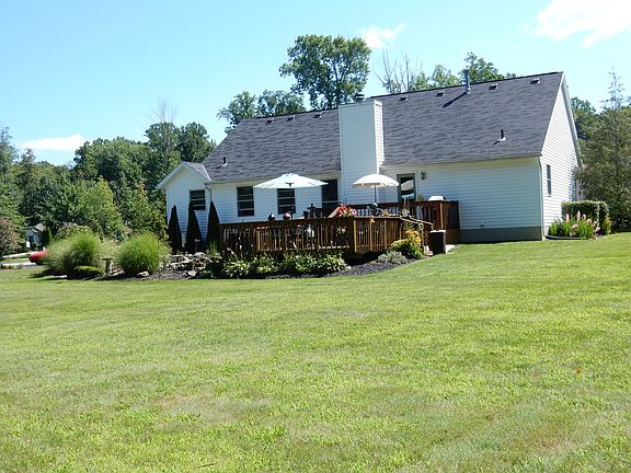 3rd image of 7920 Jennings Dr