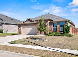 1211 Dublin Dr, Cleburne, TX 76033