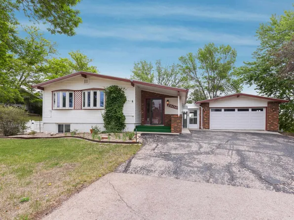 2806 Maple Ave, Rapid City, SD 57701