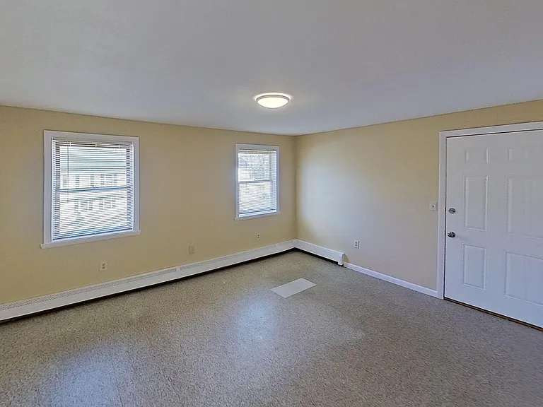 52 Rockefeller St #2 — Photo 3