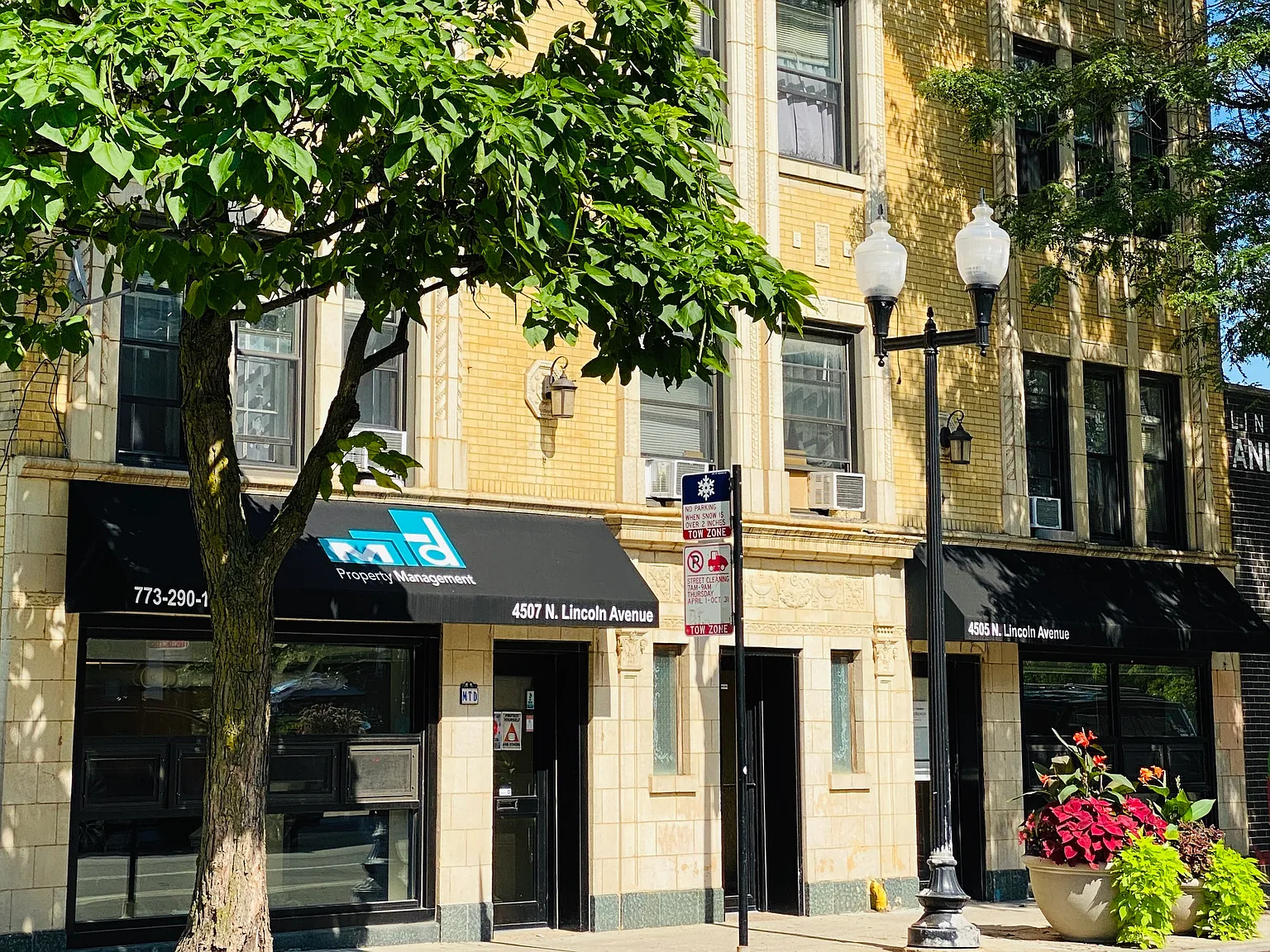 4505 N Lincoln Ave. — Photo 1