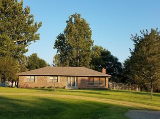 5826 N Cactus Dr, Hutchinson, KS 67502