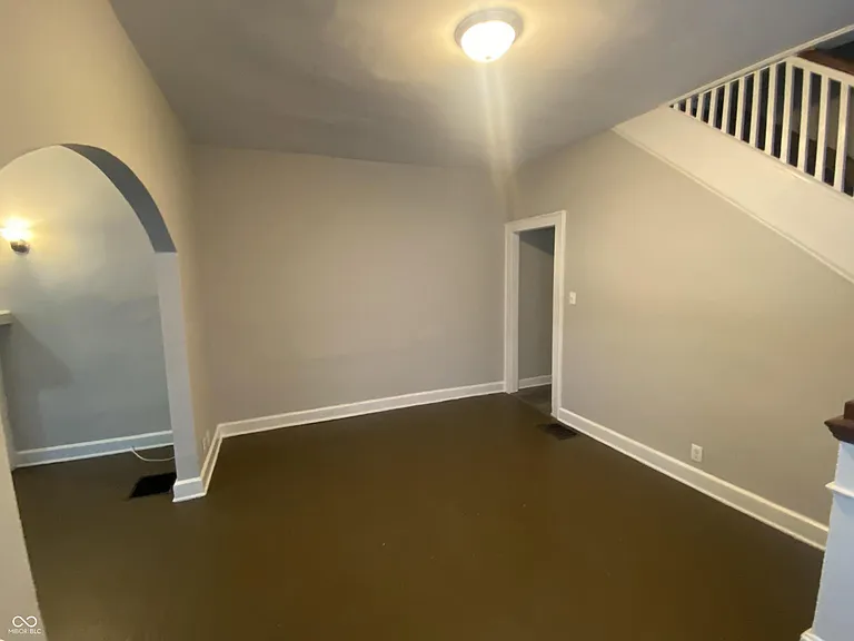 4221 Guilford Ave — Photo 7
