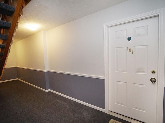 4th image of 7550-101 Waterford Cir