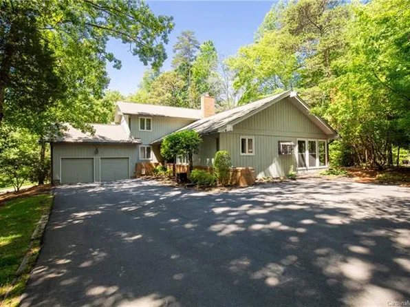 16 Catawba Ridge Rd, Lake Wylie, SC 29710