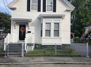 37 Barclay St, Lowell, MA 01851