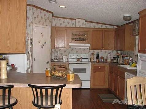 5th image of 220 NE 12th Ave Lot 78
