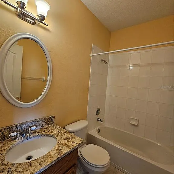 2927 Pointeview Dr — Photo 15