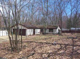 219 Joliet Ave, Houghton Lake, MI 48629