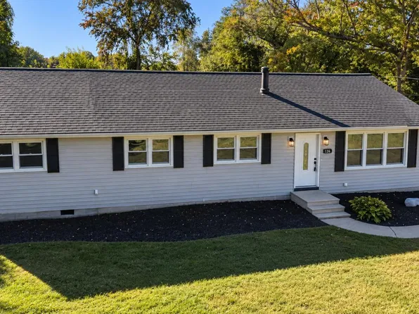 136 E Cherry Dr, Magnolia, DE 19962