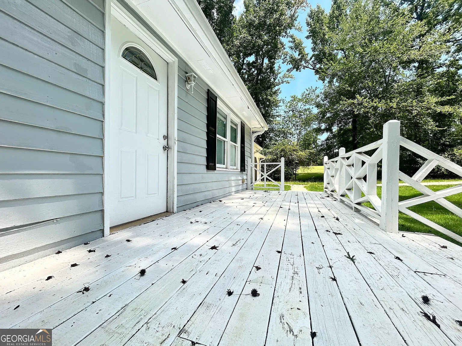 5 bed, 3.0 bath, 1900 sqft, $2,000 — Photo 3