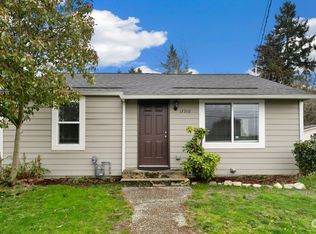 17310 34th Ave S, Seattle, WA
