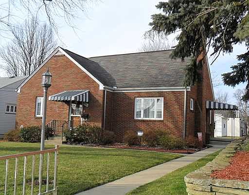 1st image of 810 Washington Ave