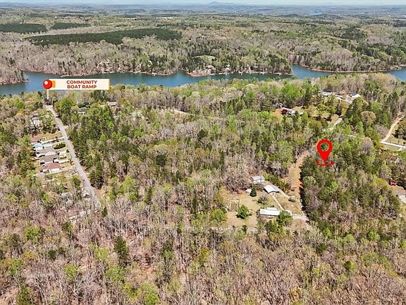2nd image of 250 Meldau Rd