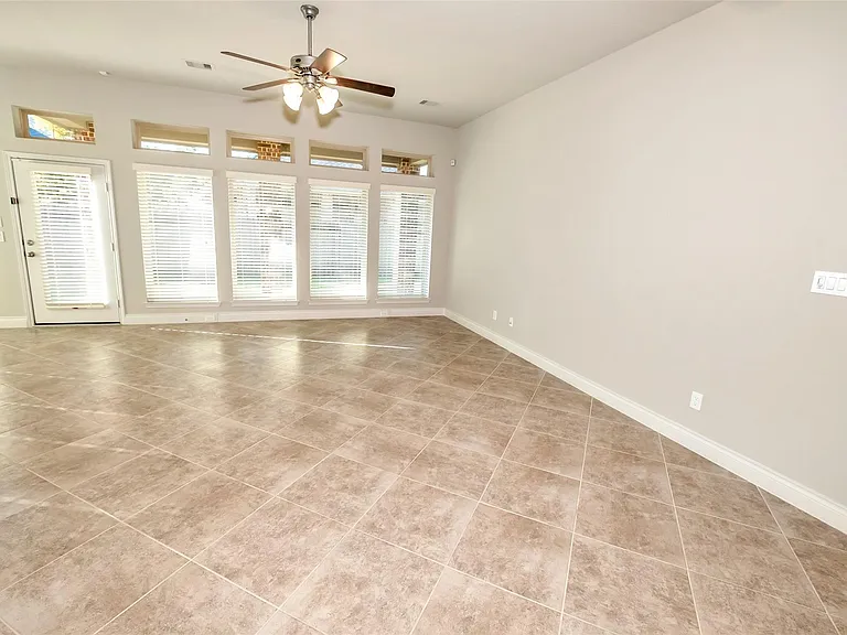2911 River Flower Ln — Photo 7