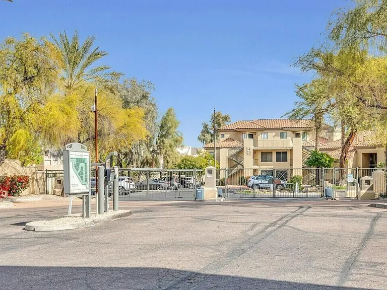 4925 E Desert Cove Ave #106 — Photo 13