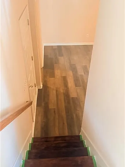 1475 Brookdale Dr — Photo 17