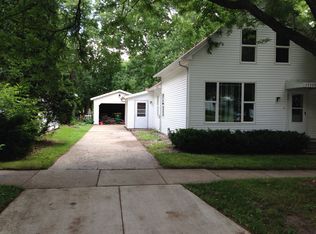 837 Division St, Green Bay, WI 54303