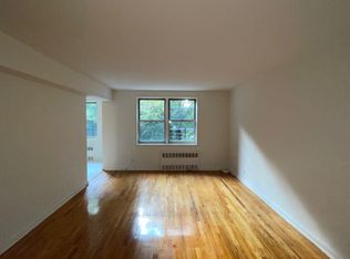 160 Pelham Rd #3, New Rochelle, NY 10805