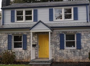 522 Greenbrook Rd, North Plainfield, NJ 07063