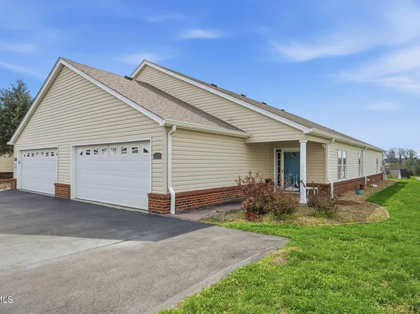 1742 Foxtail Ln, Kingsport, TN 37660