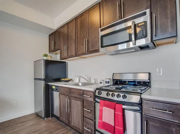 13 Dekum, 1308 NE Dekum St APT 309, Portland, OR 97211