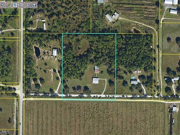 2nd image of 211 J4 Ranch Rd
