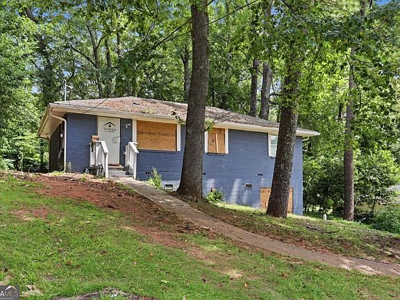 3rd image of 4366 Glenwood Pkwy