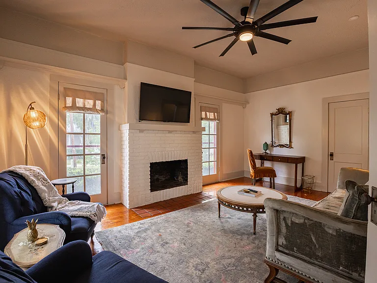 825 SE Sanchez Ave — Photo 7