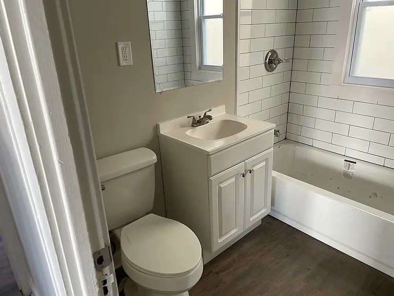 9822 Marietta Ave — Photo 6